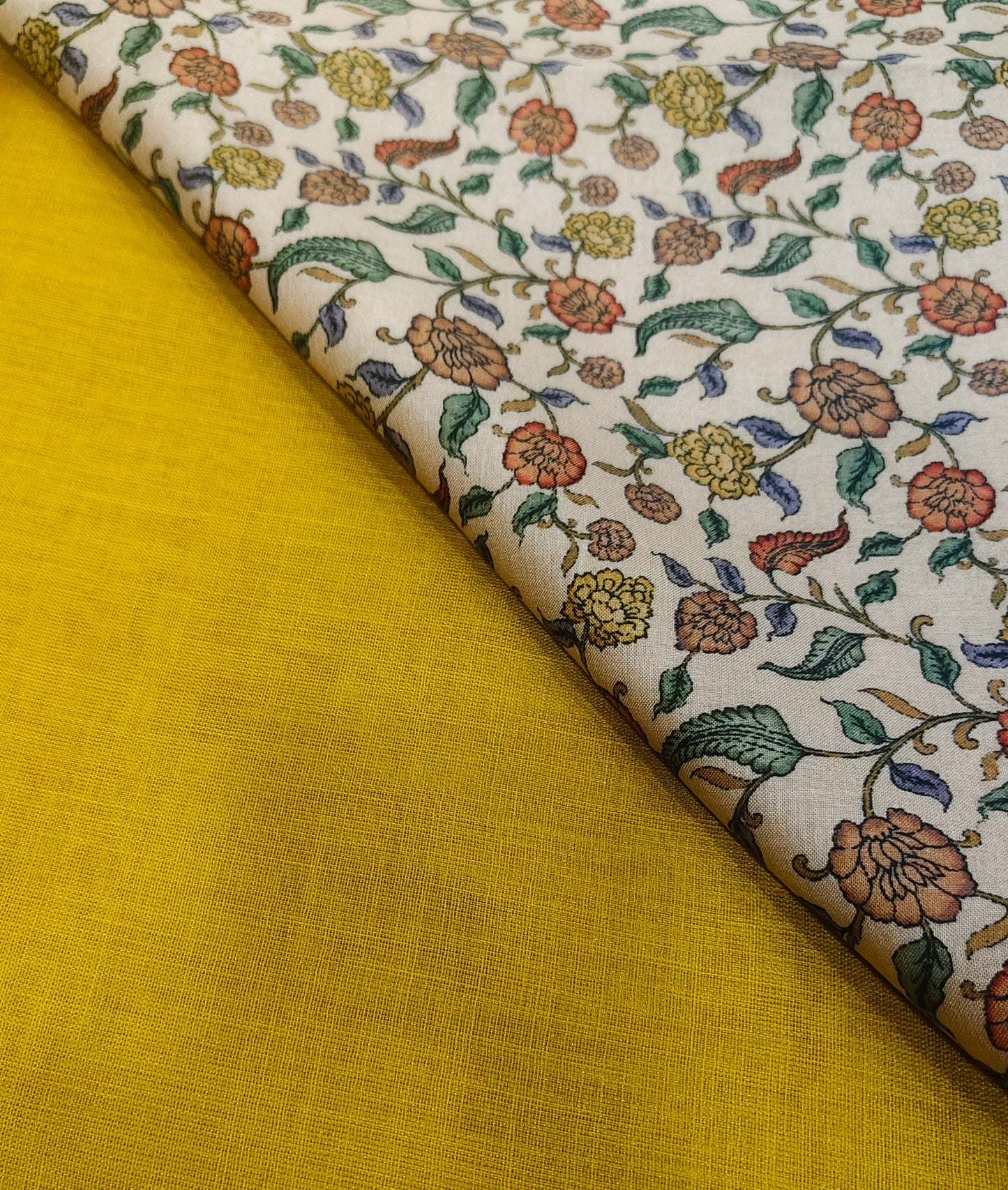 Linen Saree with Kalamkari Applique Work & Printed Blouse